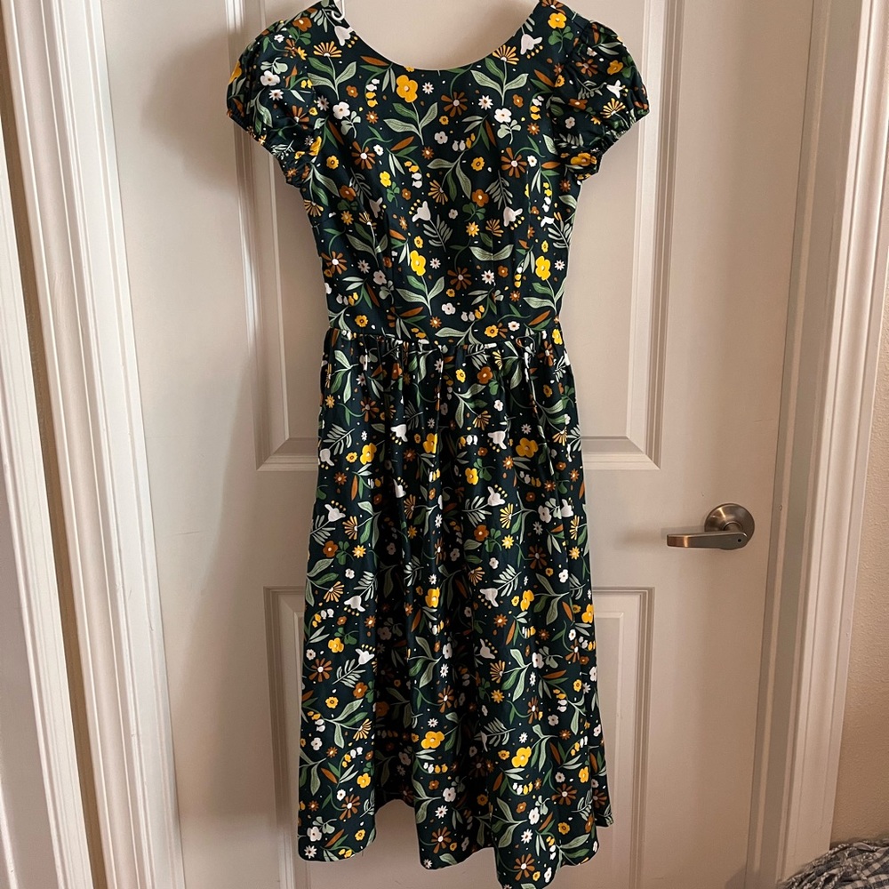 Modcloth Green Floral Midi Dress